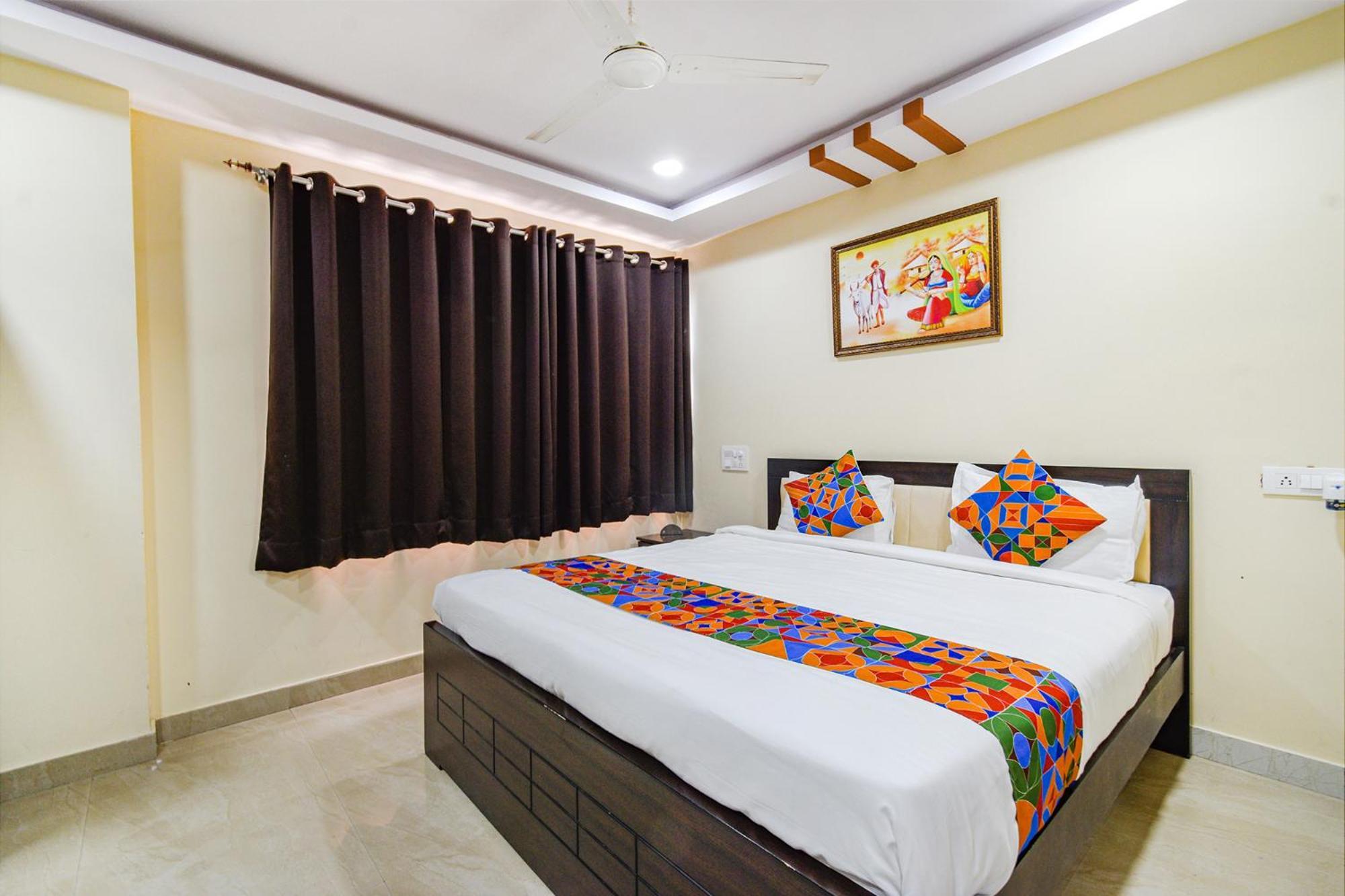Fabhotel N Residency, Hitech City - 350M From Yashoda Hospital, Hitech City Hyderabad Ngoại thất bức ảnh