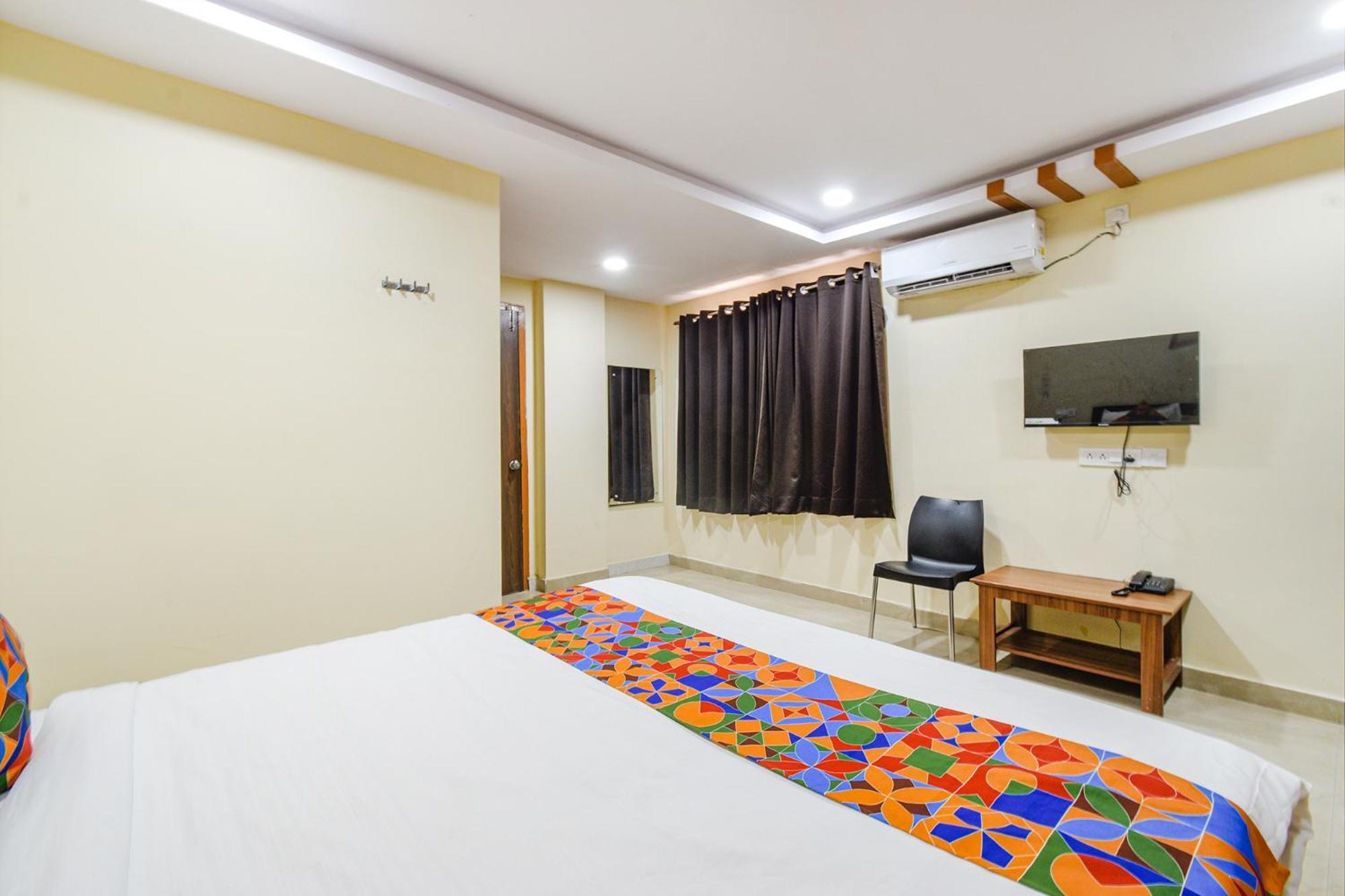 Fabhotel N Residency, Hitech City - 350M From Yashoda Hospital, Hitech City Hyderabad Ngoại thất bức ảnh